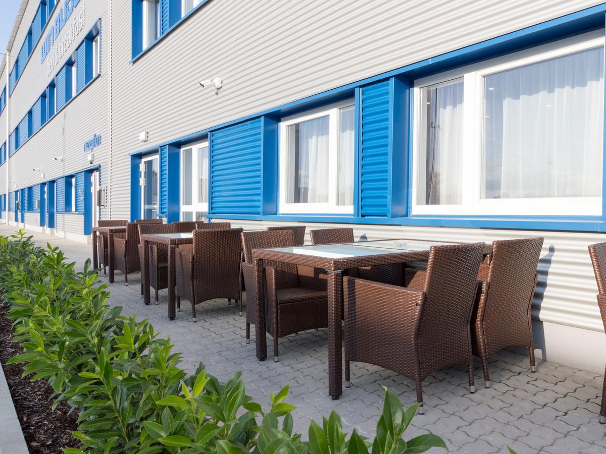 Winbudget "Bed&Breakfast" Wiener Neustadt Eksteriør bilde